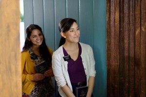 sister missionaries at the door