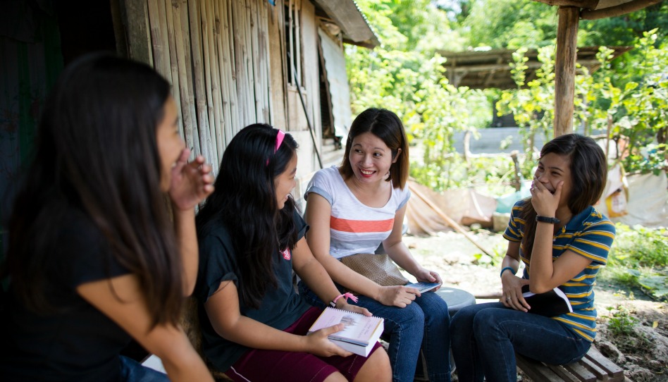 young-women-studying-talking